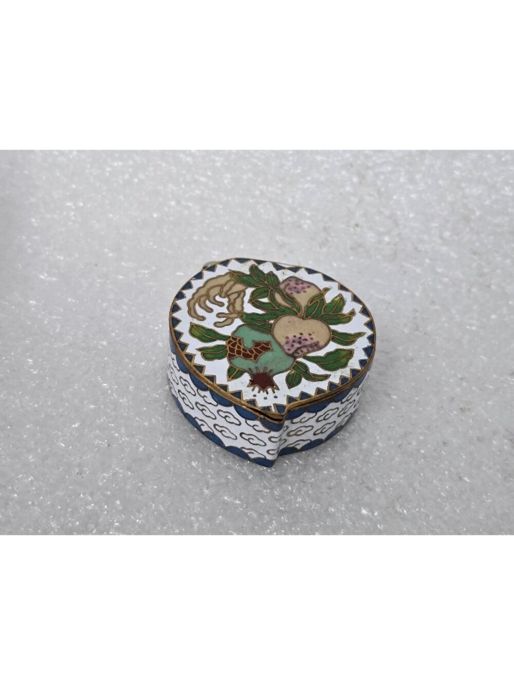 Vintage Hand-Painted Cloisonné Trinket Box Floral (Hinge Missing Pin see photos)